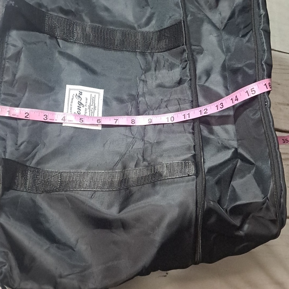 Black Gym Duffel Travel Bag Folds Down To Pack - Picture 4 of 7